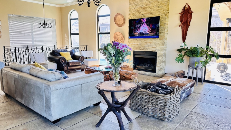 5 Bedroom Property for Sale in Blue Valley Golf Estate Gauteng
