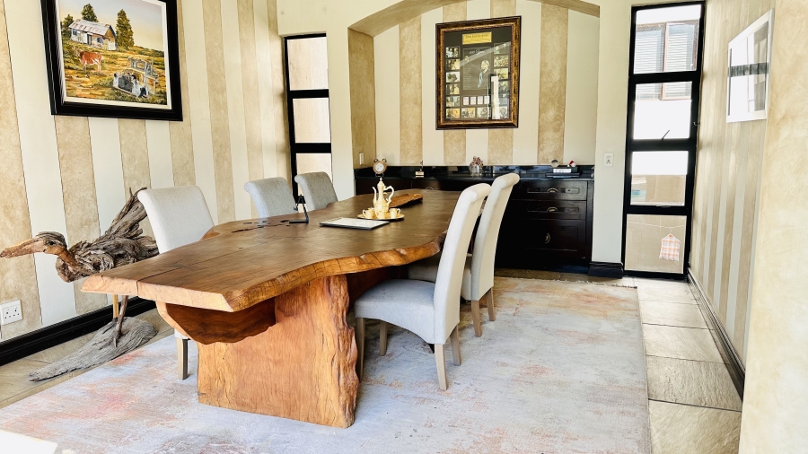 5 Bedroom Property for Sale in Blue Valley Golf Estate Gauteng