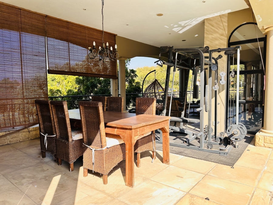 5 Bedroom Property for Sale in Blue Valley Golf Estate Gauteng