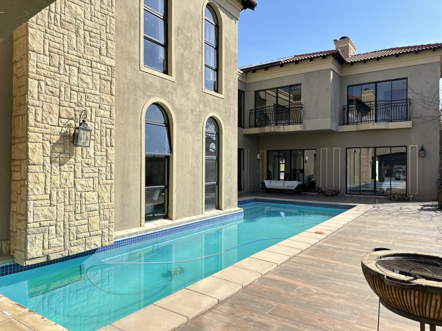 5 Bedroom Property for Sale in Blue Valley Golf Estate Gauteng