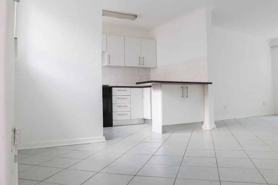To Let 2 Bedroom Property for Rent in Fairland Gauteng