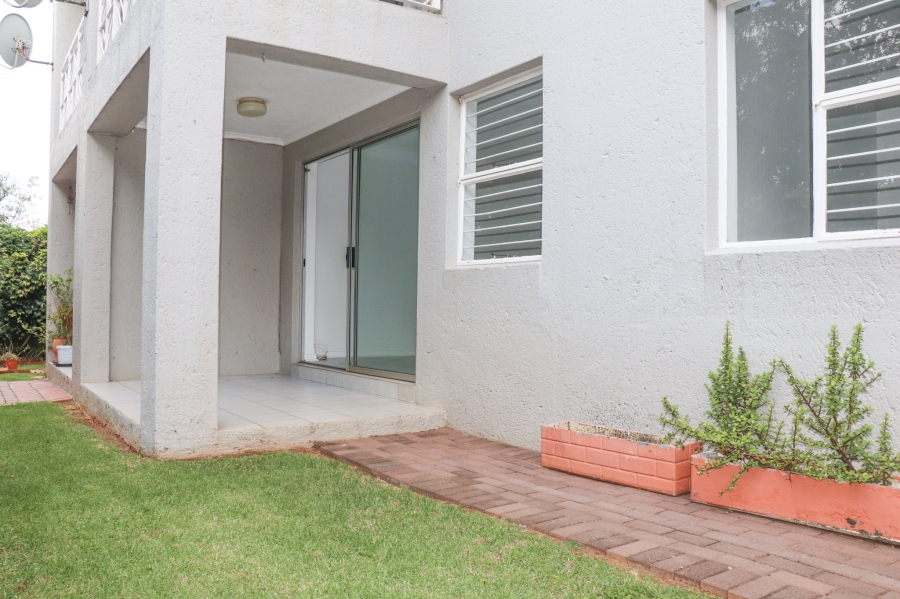 To Let 2 Bedroom Property for Rent in Fairland Gauteng