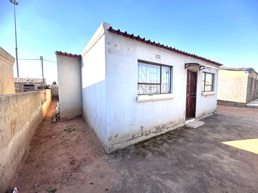 2 Bedroom Property for Sale in Tsakane Ext 12 Gauteng
