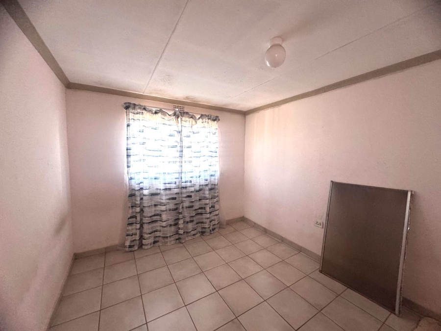 2 Bedroom Property for Sale in Tsakane Ext 12 Gauteng