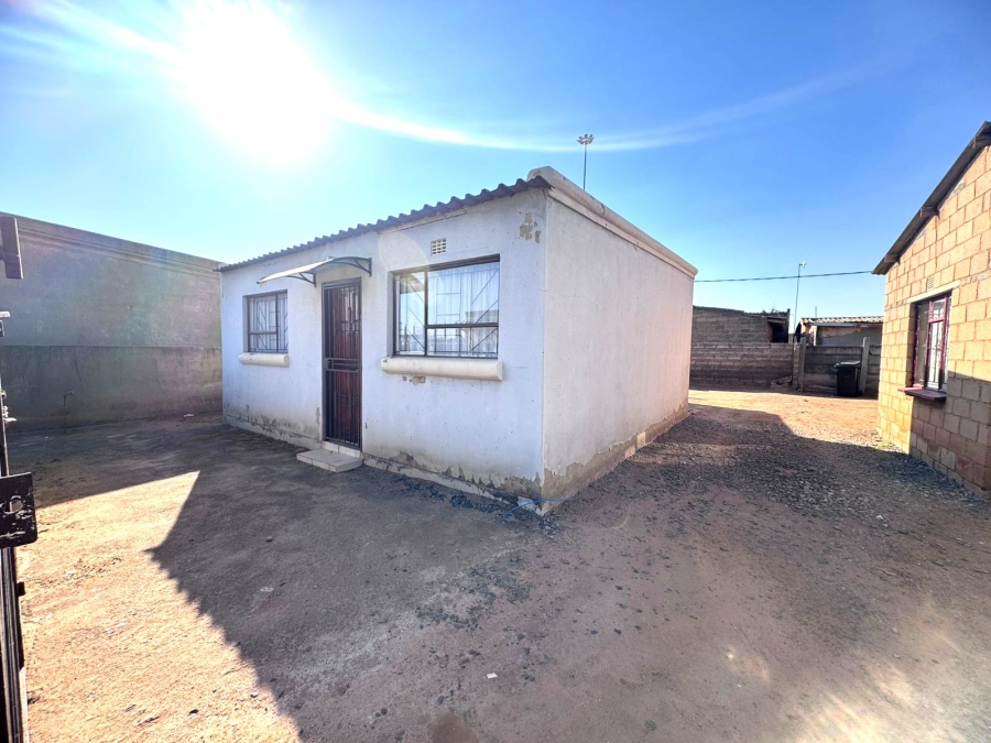 2 Bedroom Property for Sale in Tsakane Ext 12 Gauteng