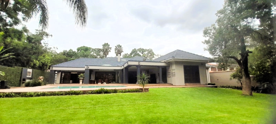 To Let 4 Bedroom Property for Rent in Waterkloof Gauteng