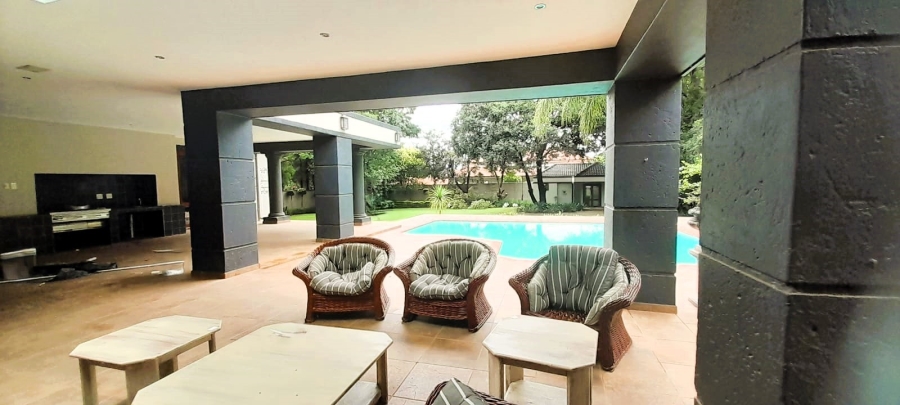 To Let 4 Bedroom Property for Rent in Waterkloof Gauteng