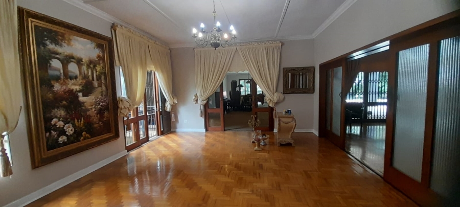 To Let 4 Bedroom Property for Rent in Waterkloof Gauteng