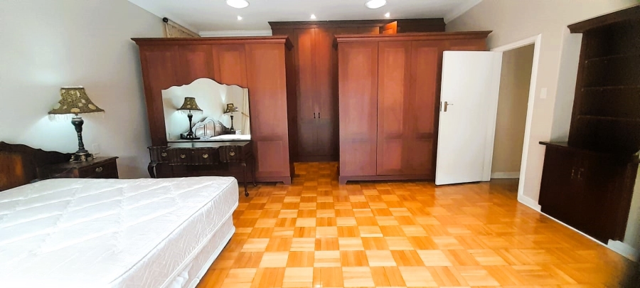 To Let 4 Bedroom Property for Rent in Waterkloof Gauteng