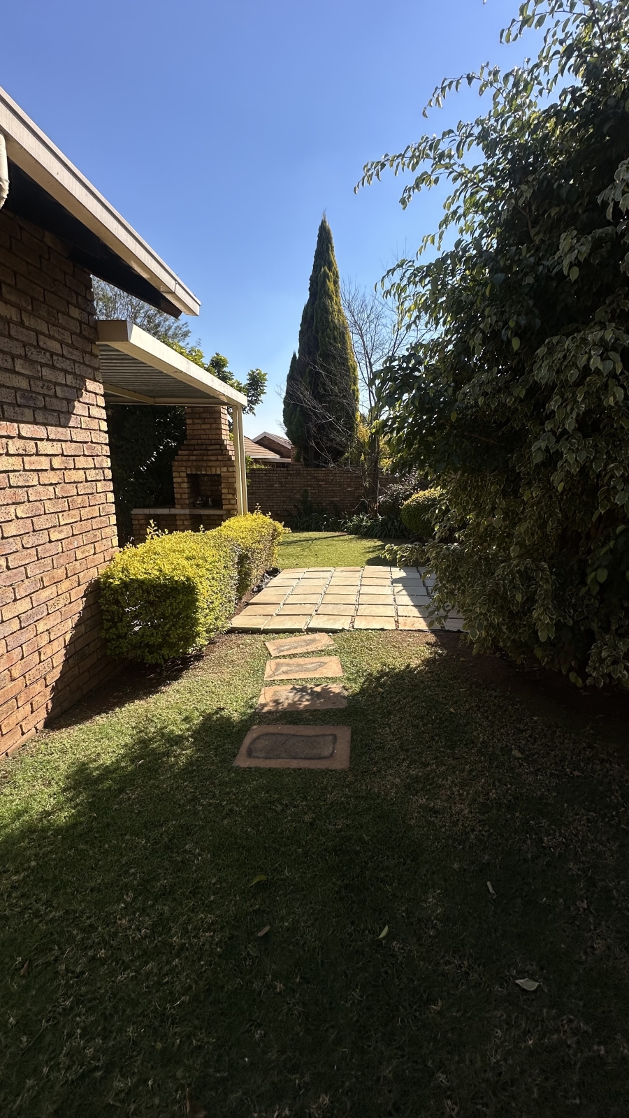 2 Bedroom Property for Sale in Highveld Gauteng