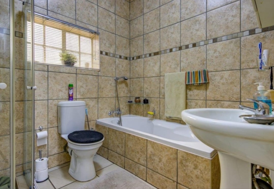 3 Bedroom Property for Sale in Primrose Gauteng