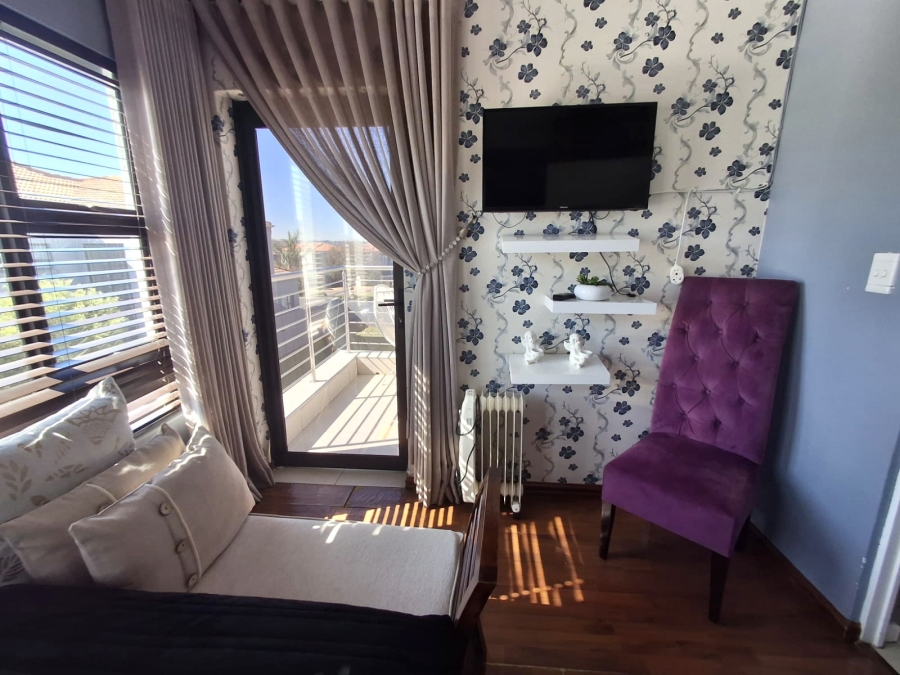 To Let 4 Bedroom Property for Rent in Blue Hills Gauteng