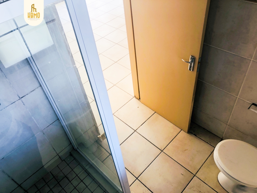 2 Bedroom Property for Sale in Kosmosdal Gauteng