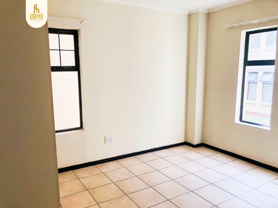 2 Bedroom Property for Sale in Kosmosdal Gauteng
