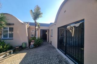 4 Bedroom Property for Sale in Mayberry Park Gauteng