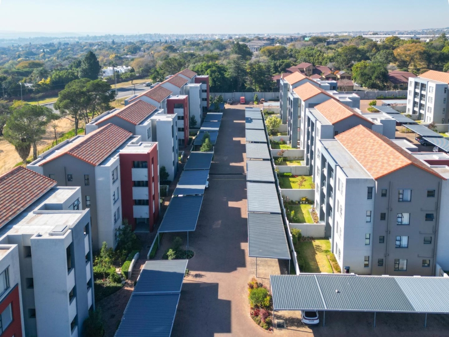 2 Bedroom Property for Sale in Maroeladal Gauteng