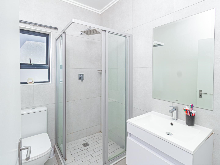 2 Bedroom Property for Sale in Maroeladal Gauteng