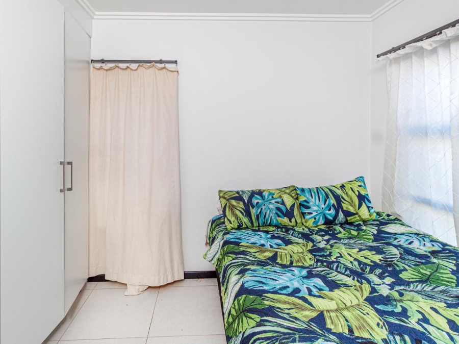 2 Bedroom Property for Sale in Maroeladal Gauteng