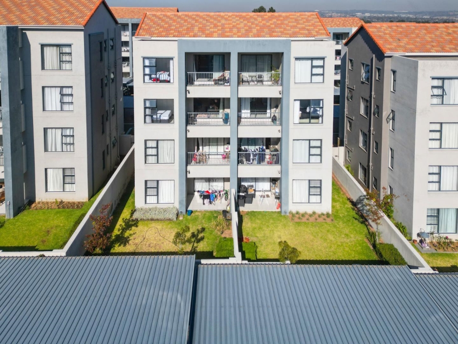 2 Bedroom Property for Sale in Maroeladal Gauteng
