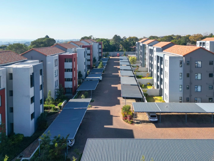 2 Bedroom Property for Sale in Maroeladal Gauteng