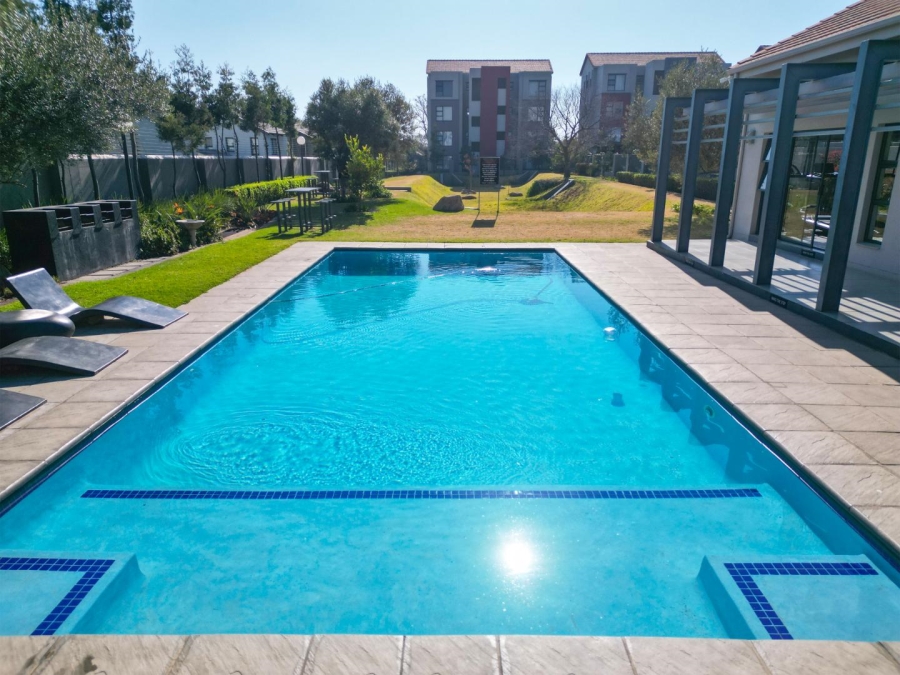 2 Bedroom Property for Sale in Maroeladal Gauteng