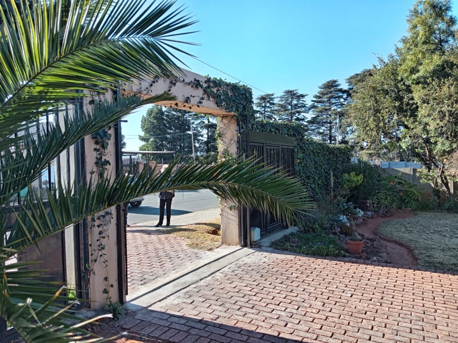 3 Bedroom Property for Sale in Witpoortjie Gauteng