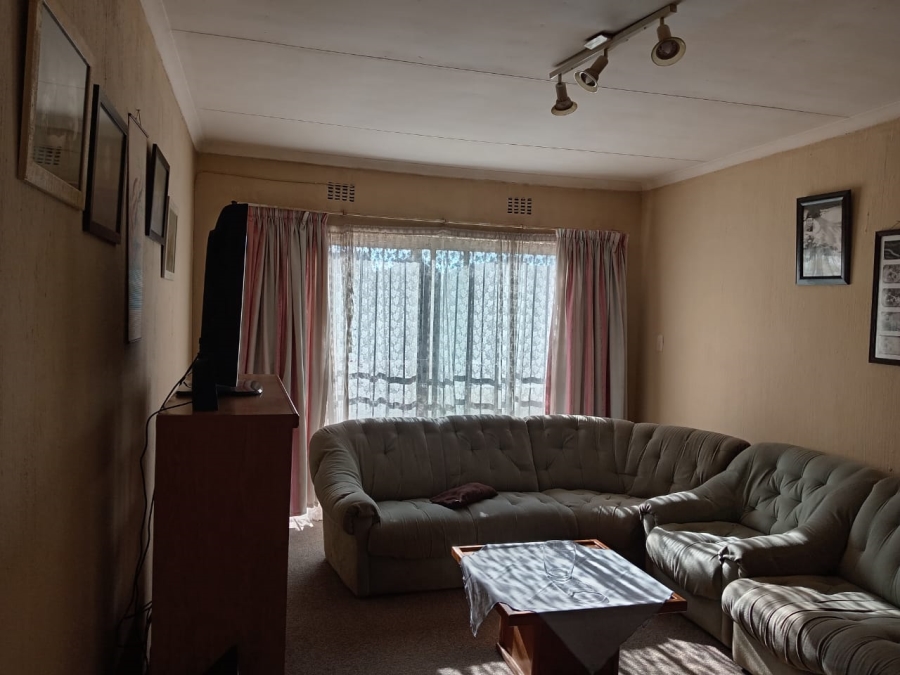 3 Bedroom Property for Sale in Witpoortjie Gauteng