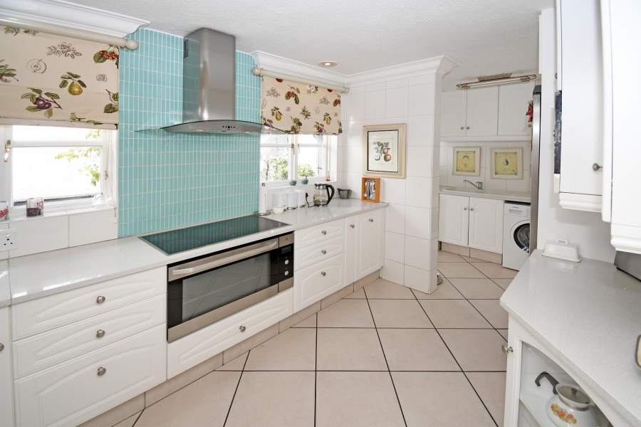 2 Bedroom Property for Sale in Lonehill Gauteng