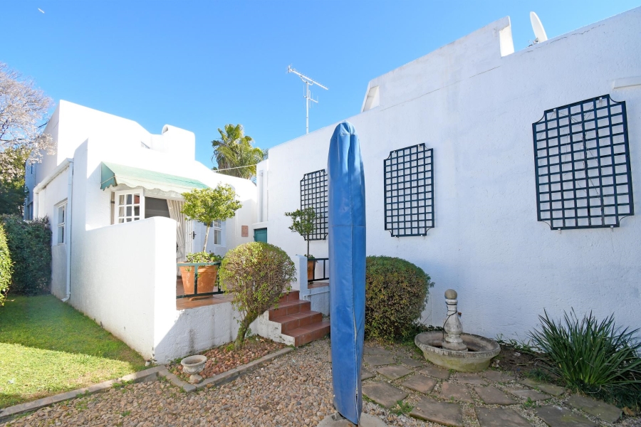 2 Bedroom Property for Sale in Lonehill Gauteng