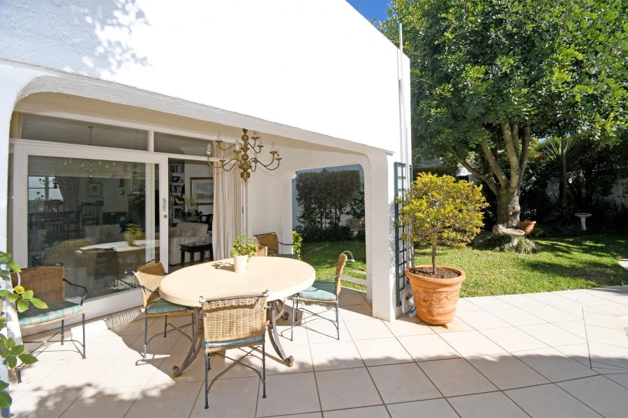 2 Bedroom Property for Sale in Lonehill Gauteng