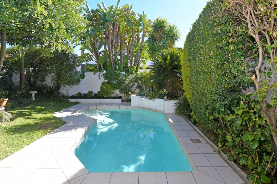 2 Bedroom Property for Sale in Lonehill Gauteng