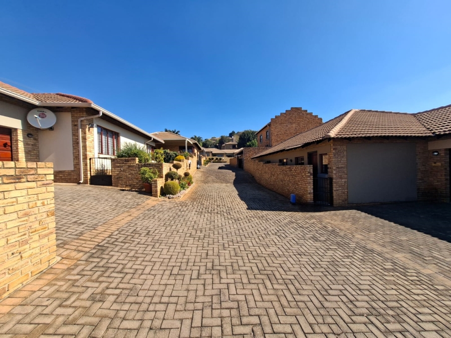 3 Bedroom Property for Sale in Chancliff Ridge Gauteng