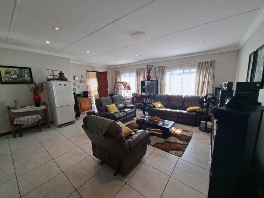 3 Bedroom Property for Sale in Chancliff Ridge Gauteng