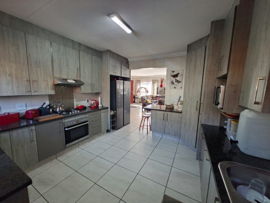 3 Bedroom Property for Sale in Chancliff Ridge Gauteng