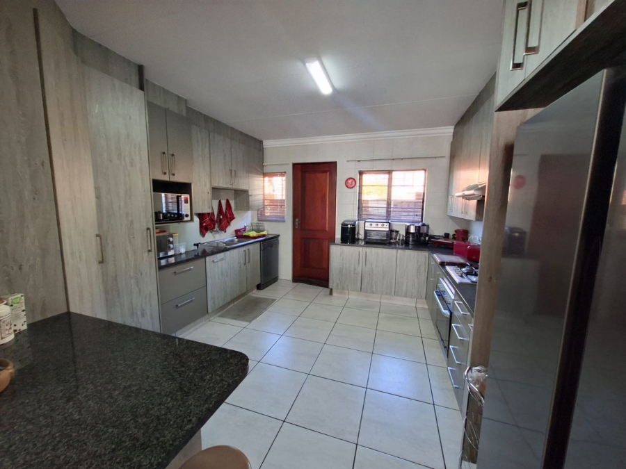 3 Bedroom Property for Sale in Chancliff Ridge Gauteng