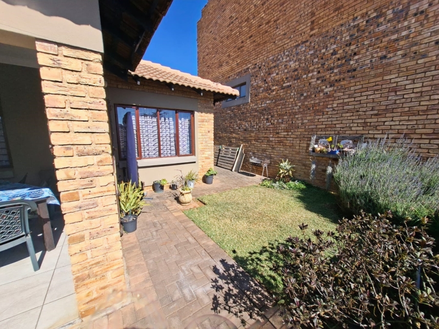 3 Bedroom Property for Sale in Chancliff Ridge Gauteng