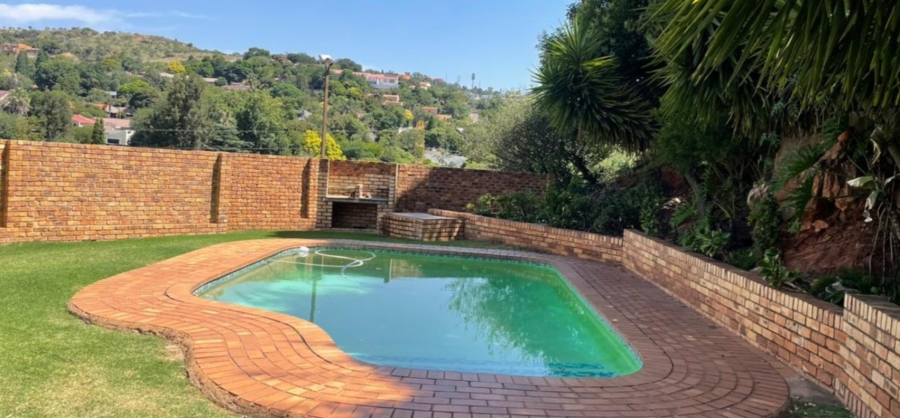 1 Bedroom Property for Sale in Helderkruin Gauteng