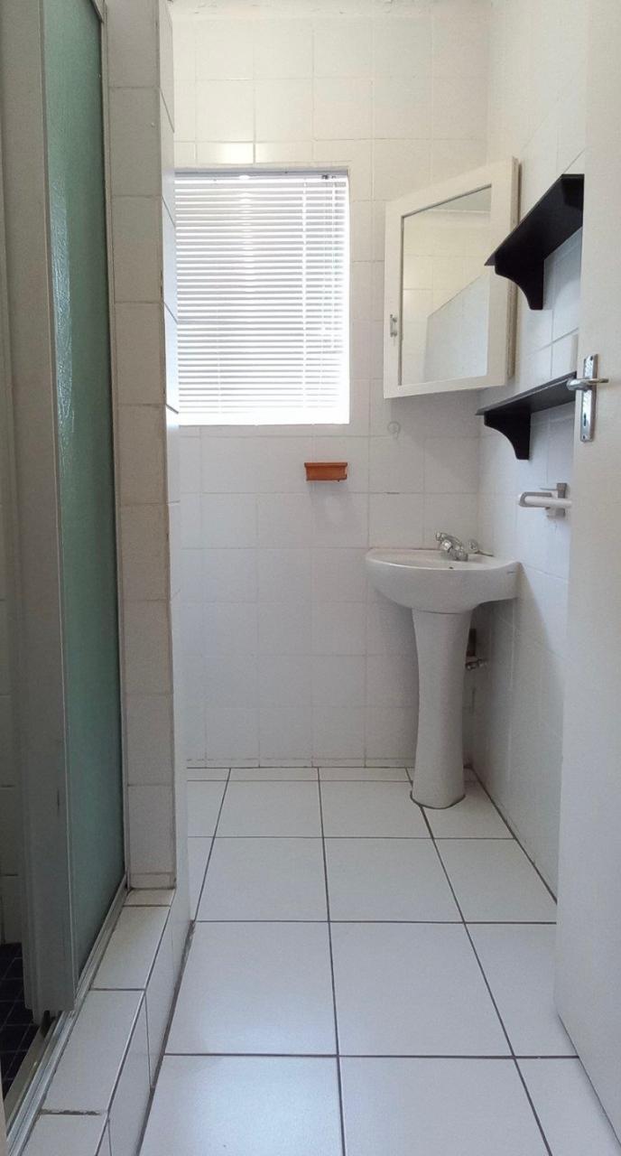2 Bedroom Property for Sale in Vooruitsig Gauteng