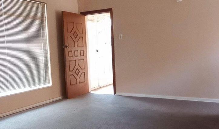 2 Bedroom Property for Sale in Vooruitsig Gauteng