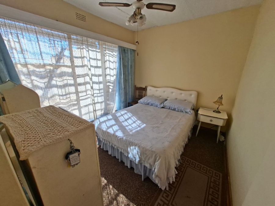 6 Bedroom Property for Sale in Rant En Dal Gauteng