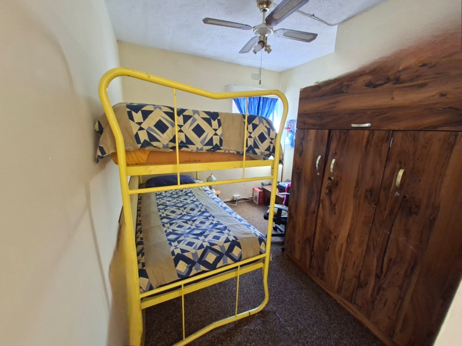 6 Bedroom Property for Sale in Rant En Dal Gauteng