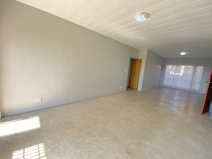 3 Bedroom Property for Sale in Wilro Park Gauteng