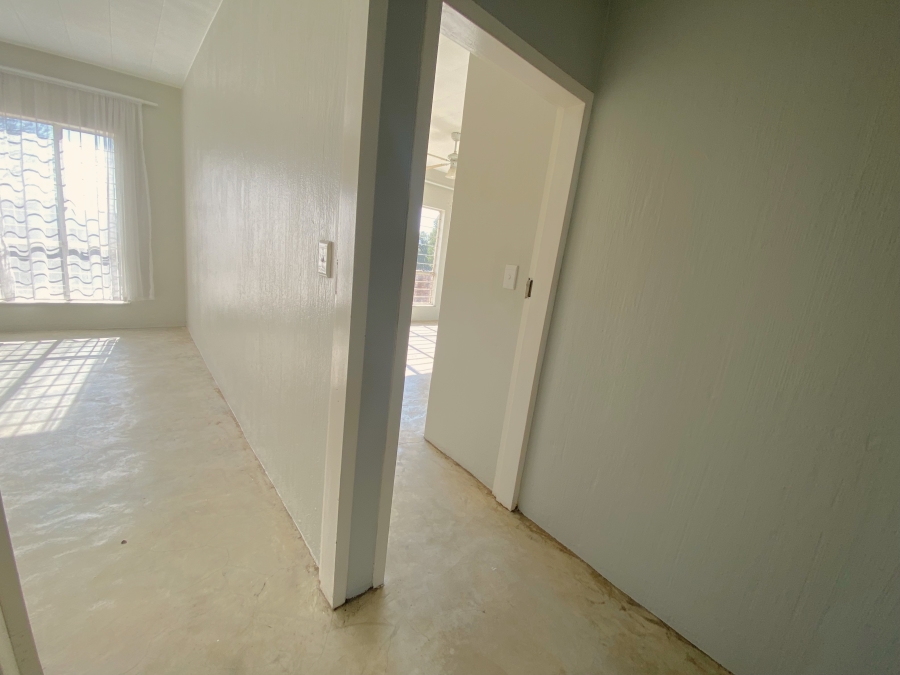 3 Bedroom Property for Sale in Wilro Park Gauteng