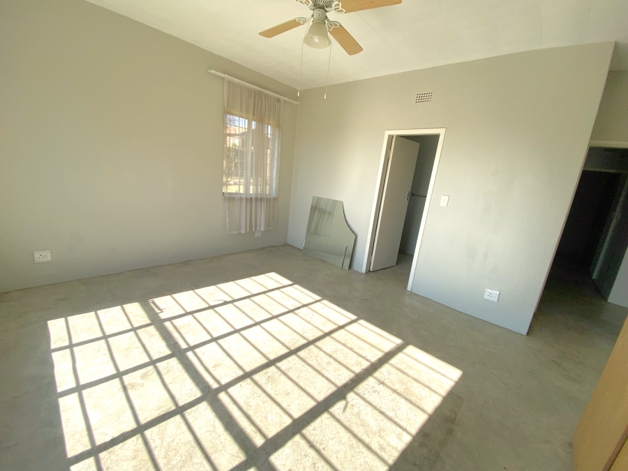 3 Bedroom Property for Sale in Wilro Park Gauteng