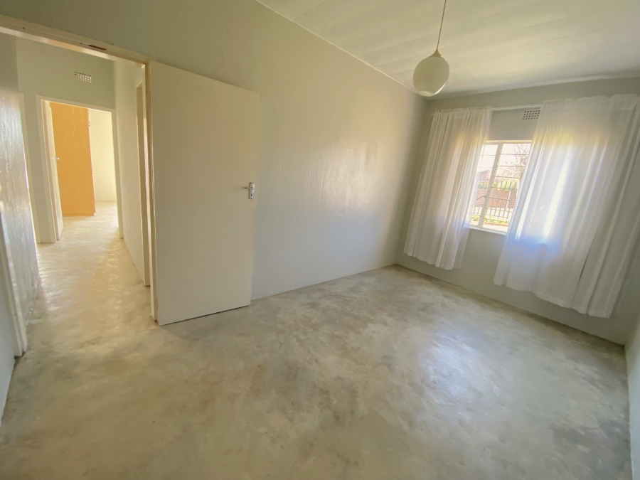 3 Bedroom Property for Sale in Wilro Park Gauteng