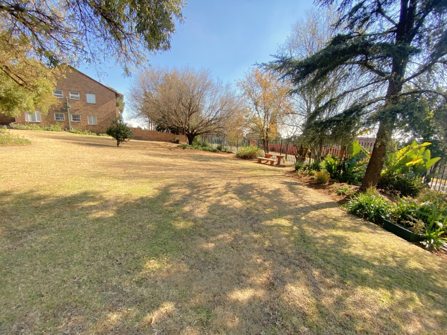 3 Bedroom Property for Sale in Wilro Park Gauteng