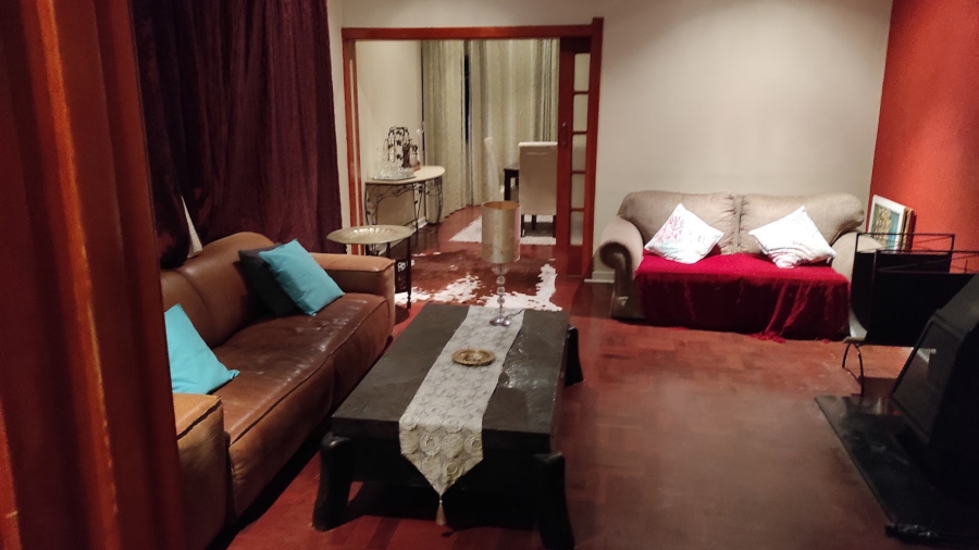 2 Bedroom Property for Sale in Highlands North Gauteng