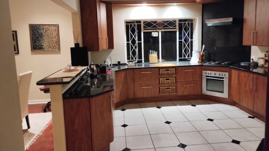 2 Bedroom Property for Sale in Highlands North Gauteng