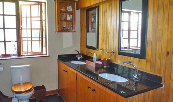 2 Bedroom Property for Sale in Highlands North Gauteng
