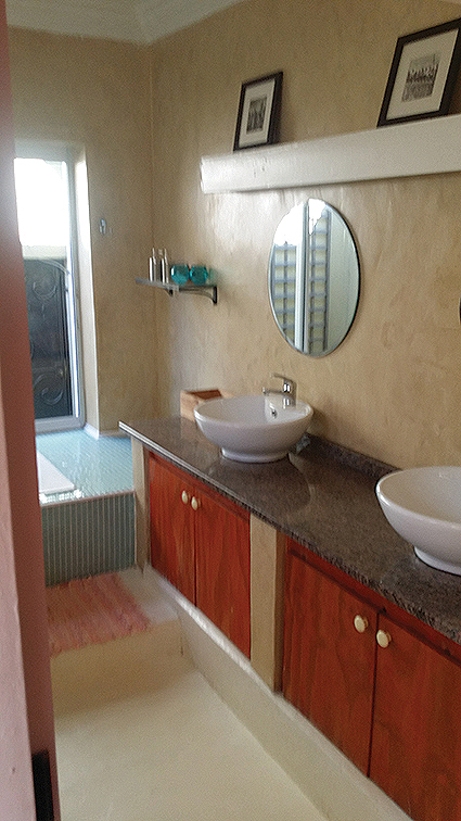 2 Bedroom Property for Sale in Highlands North Gauteng